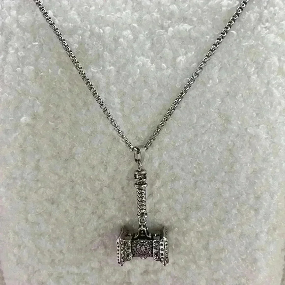 Trendy Pendant Necklace  Collection - Picture 3 of 6